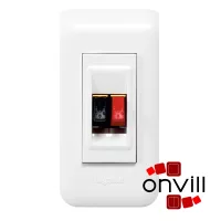 Antenna és hangszóró aljzatok