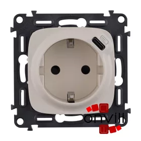   Legrand 753006, Valena Allure 2P+F Csatlakozóaljzat+ USB-C Típusú 1,5A-5V-7,5W Töltőaljzat, Elefántcsont