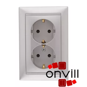   Legrand 770127, Valena 2X2P+F Csatlakozóaljzat Biztonsági Zsaluval, Egybeépített Burkolattal és Kerettel, Csavaros Vezetékbekötéssel, Alumínium