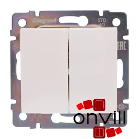   Legrand 774408, Valena Kettős Váltókapcsoló, 10 AX, Fehér