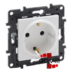   Legrand 863120, Niloé Step 2P+F Csatlakozóaljzat Biztonsági Zsaluval, Rugós Vezetékbekötéssel, Fehér