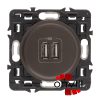 Legrand CG067462-HK, Céliane Kettős USB-A Töltőaljzat, Beépített Tápegységgel, Hosszú Körmös, Grafit