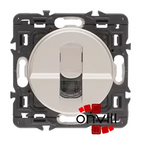   Legrand Céliane 1xRJ45 Cat. 6 UTP csatlakozóaljzat, titánium CT067344-K