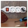 EMOS P1523R, Hosszabbító 3 m / 5 aljzat / kapcsolós / fehér / PVC / 1,5 mm2