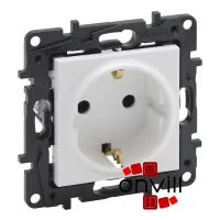 Niloé Step csatlakozóaljzatok